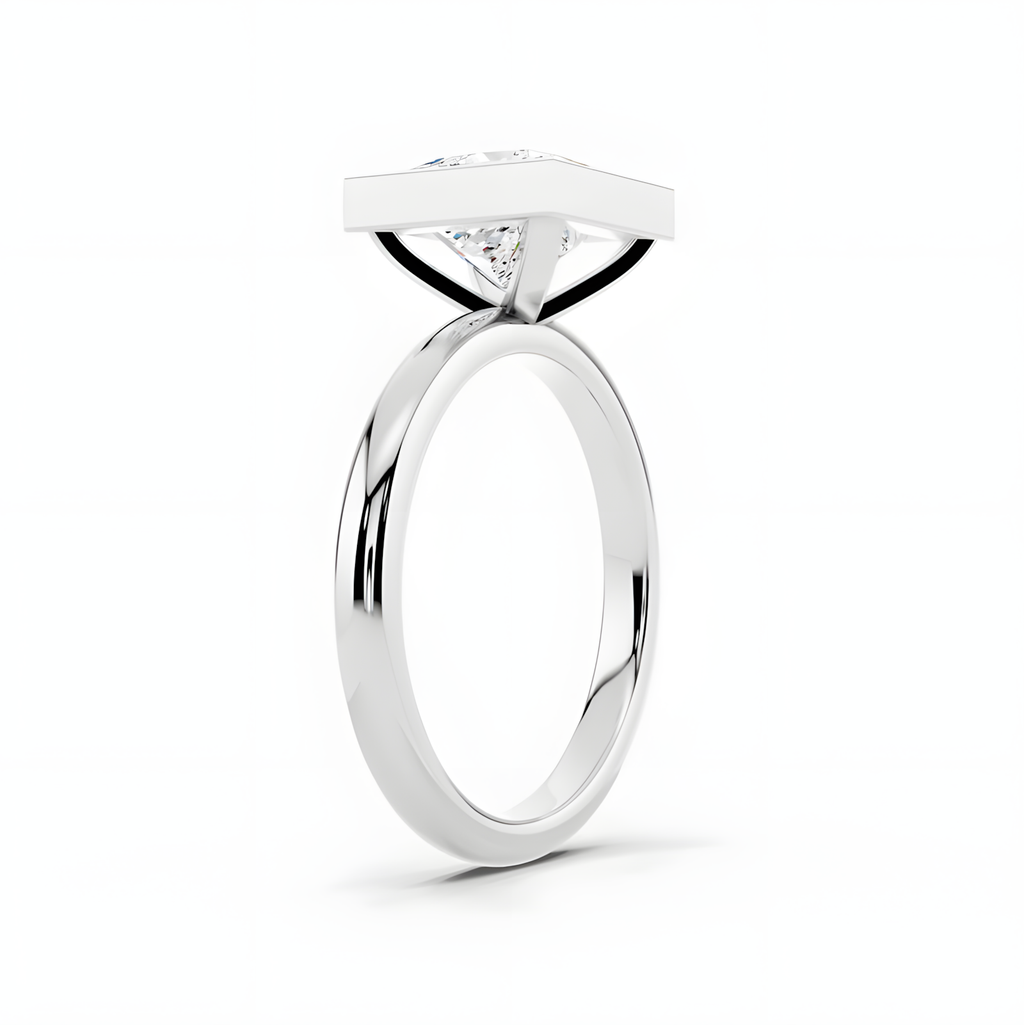 Avera Princess Frame Ring