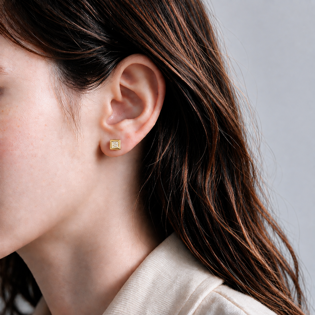 Aure Square Studs
