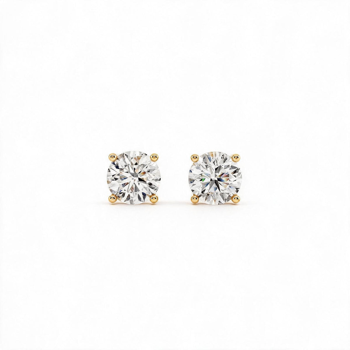 Solea Round Studs