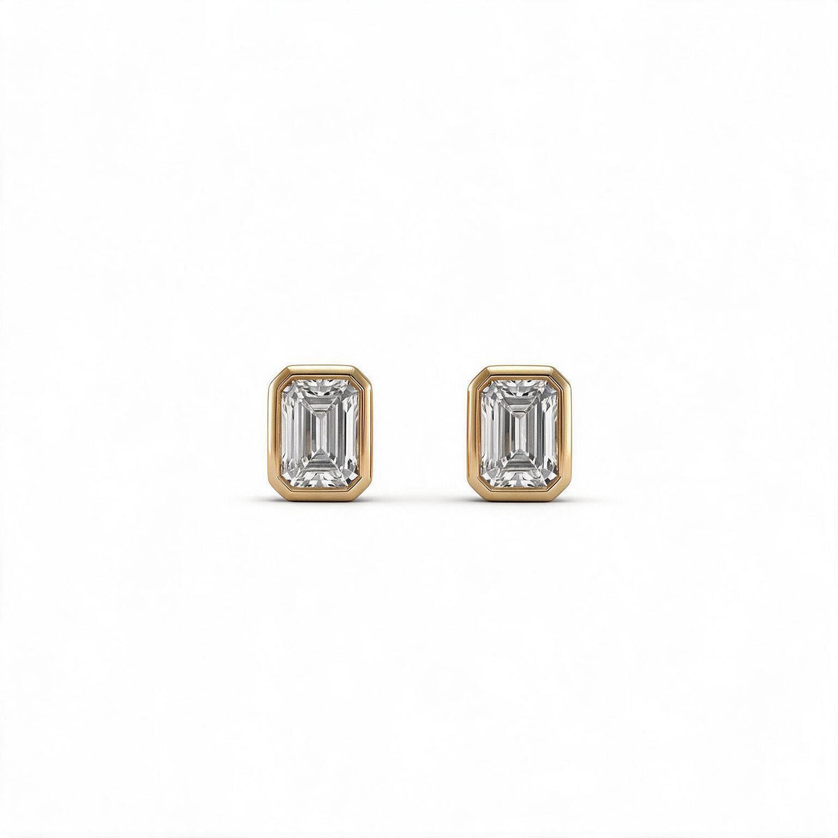 Aure Radiant Studs