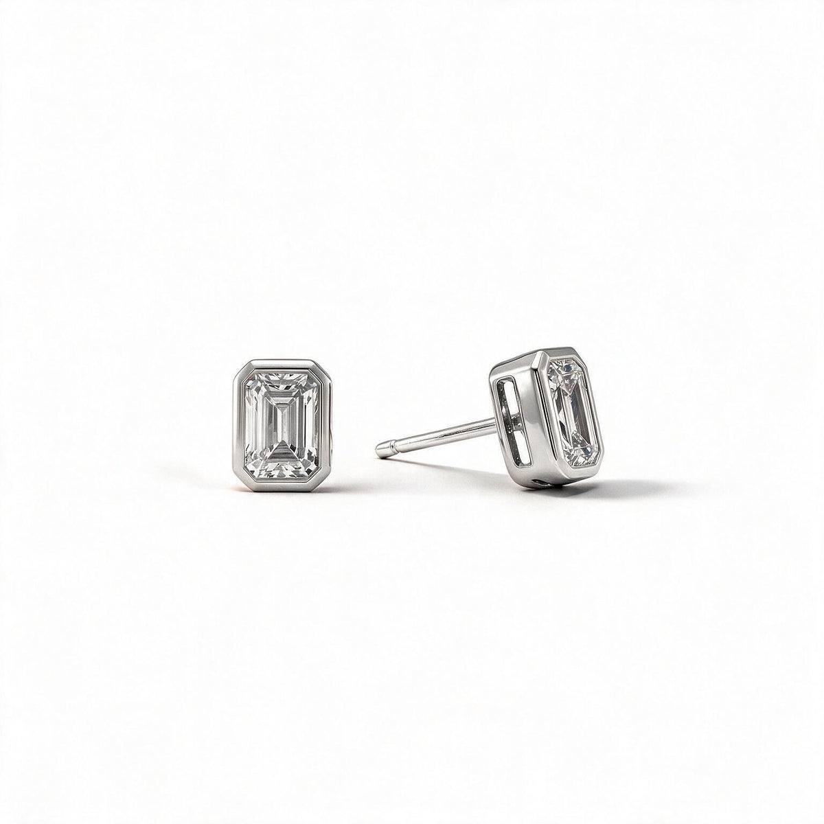 Aure Radiant Studs