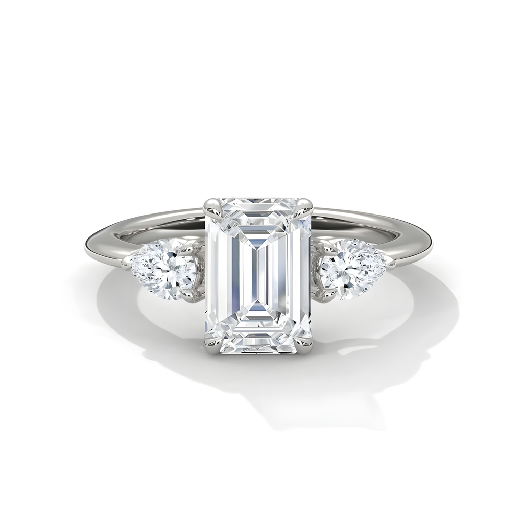 Veyra Emerald Trinity Ring