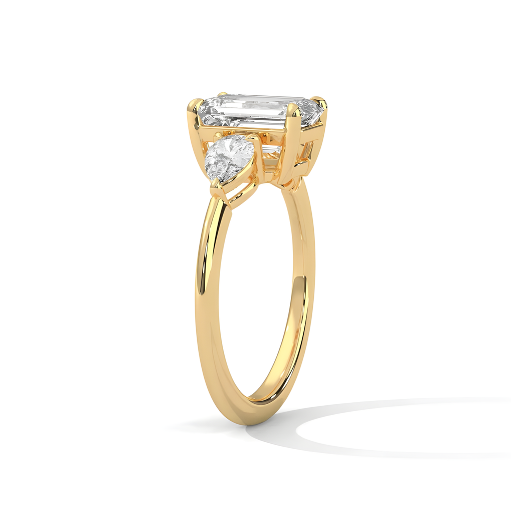 Veyra Emerald Trinity Ring