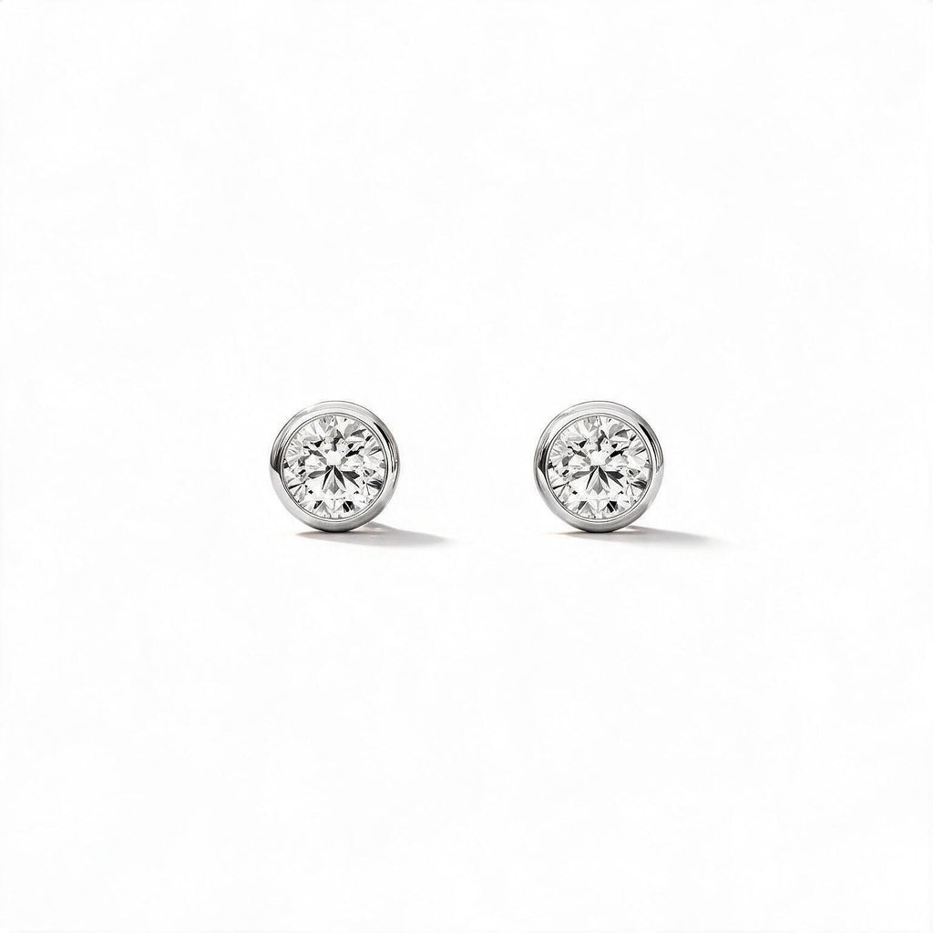 Solea Round Studs