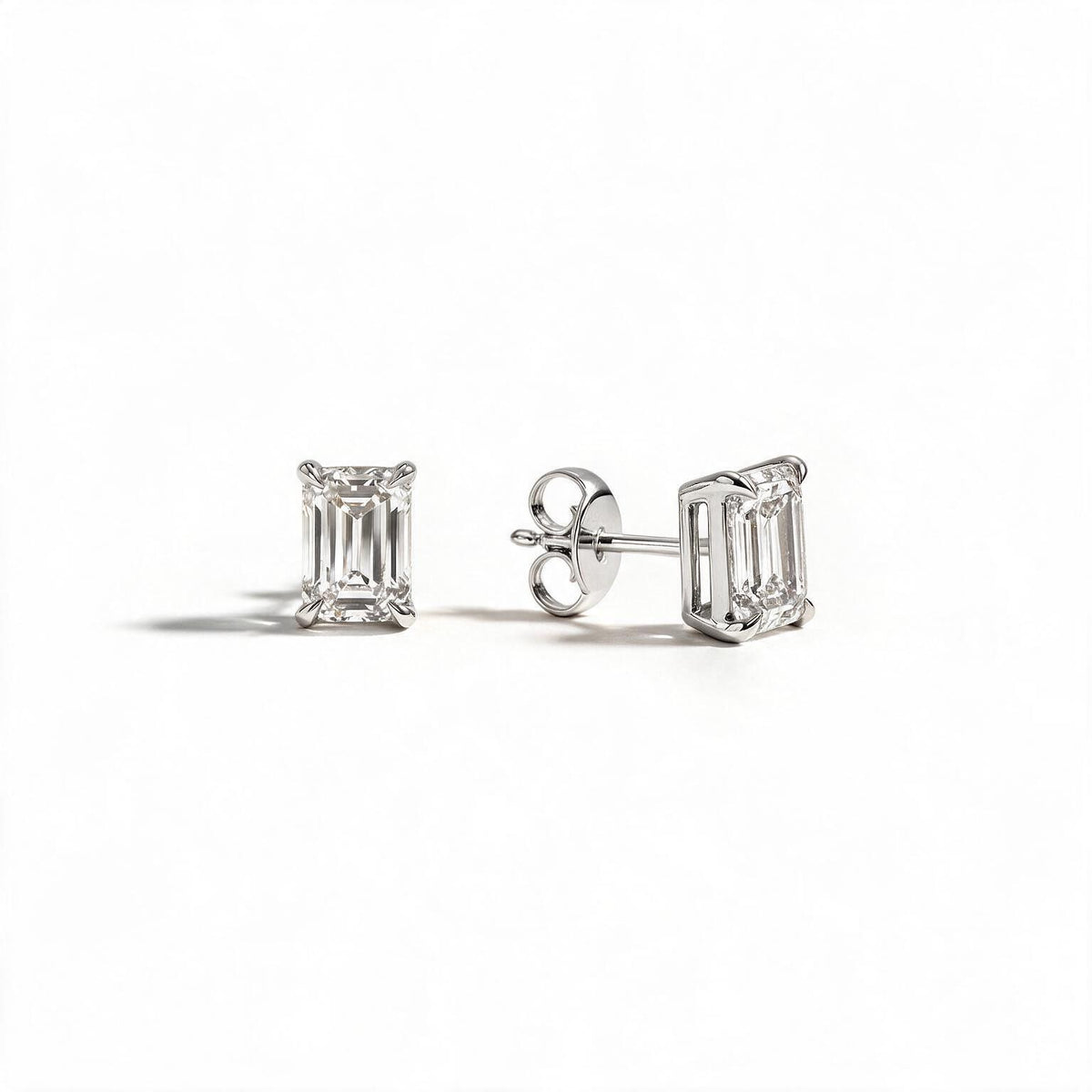 Veyra Emerald Studs