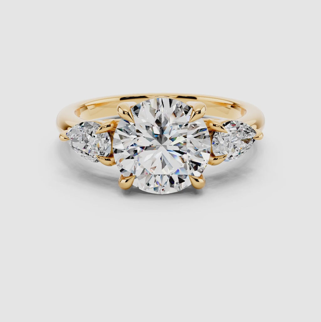 Oria Round Trinity Ring