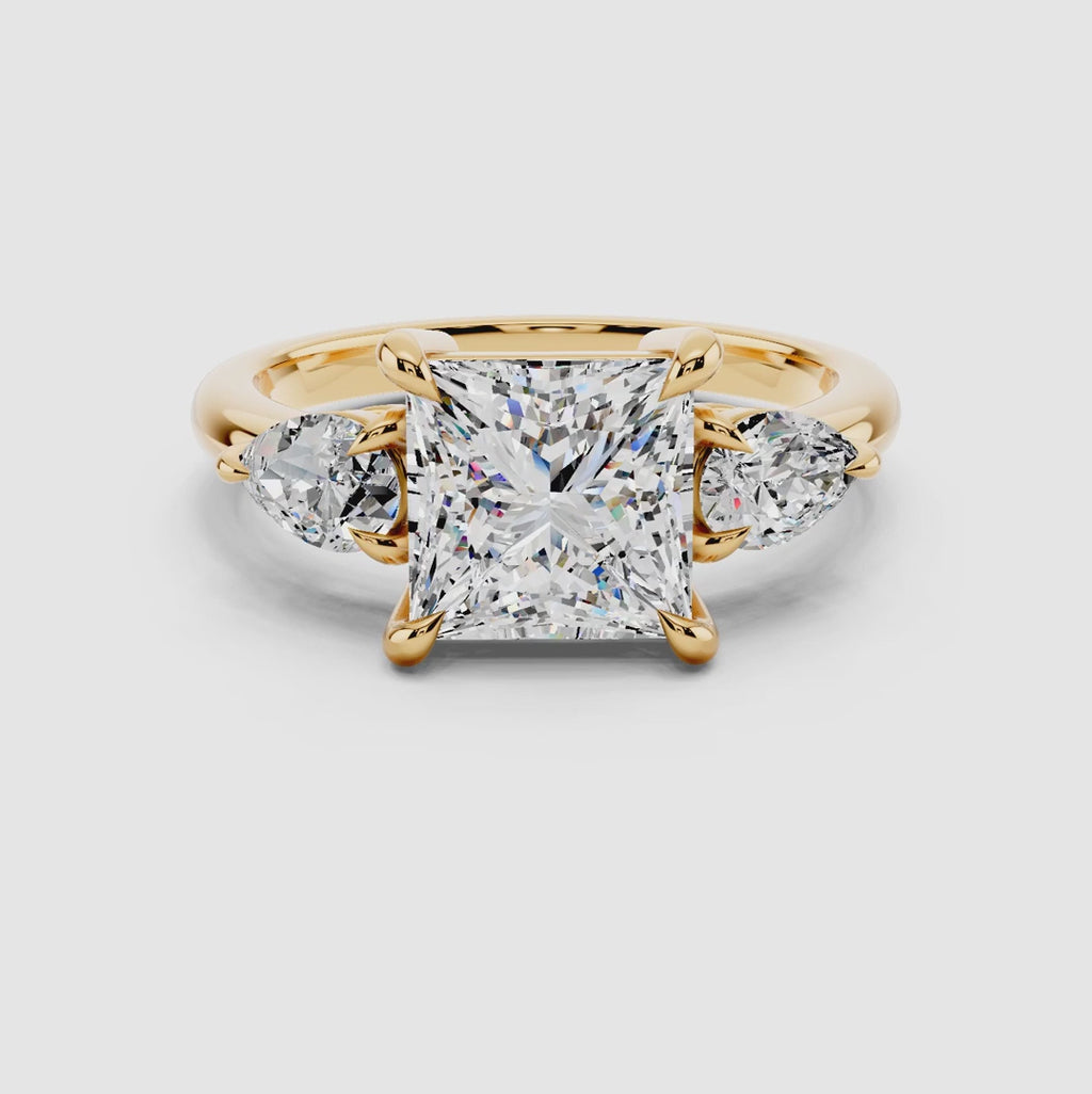 Avera Princess Trinity Ring