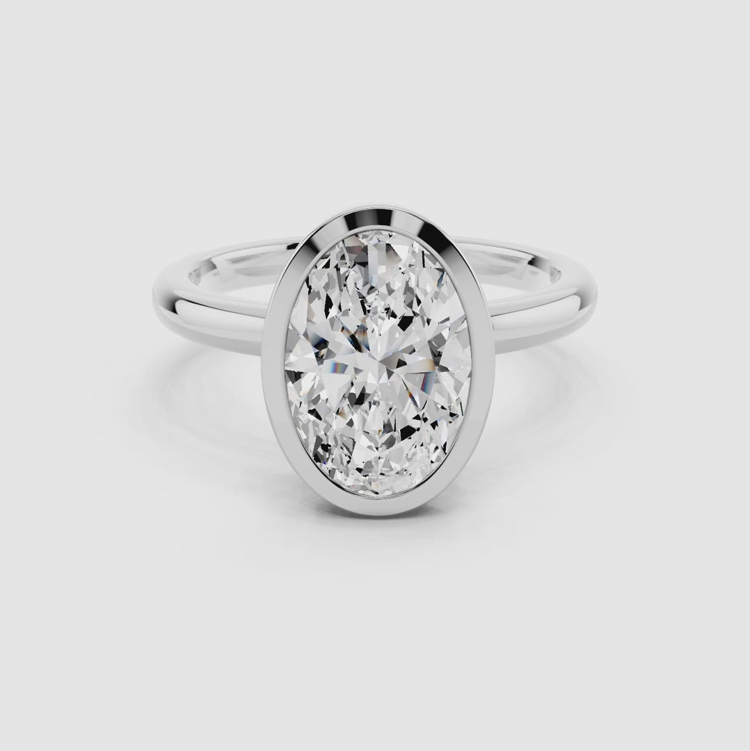 Liora Oval Frame Ring