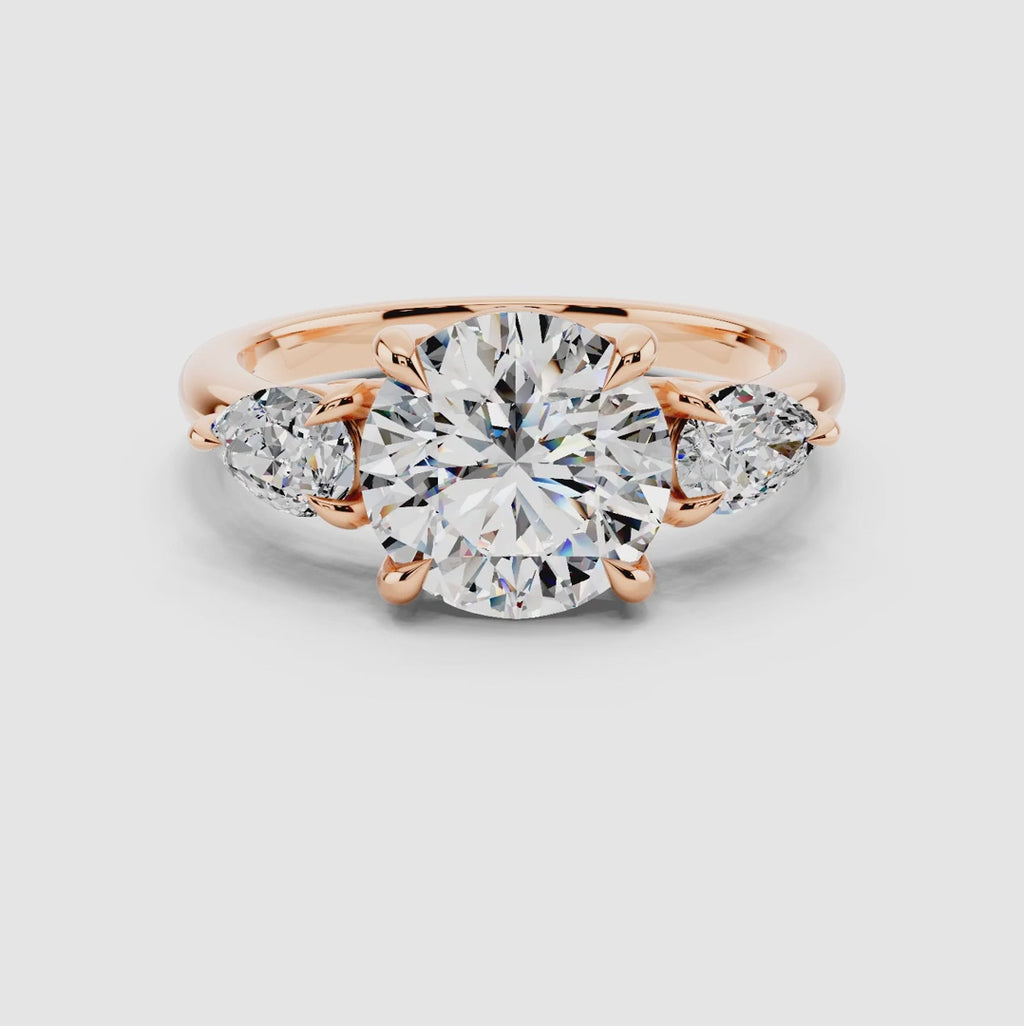 Oria Round Trinity Ring
