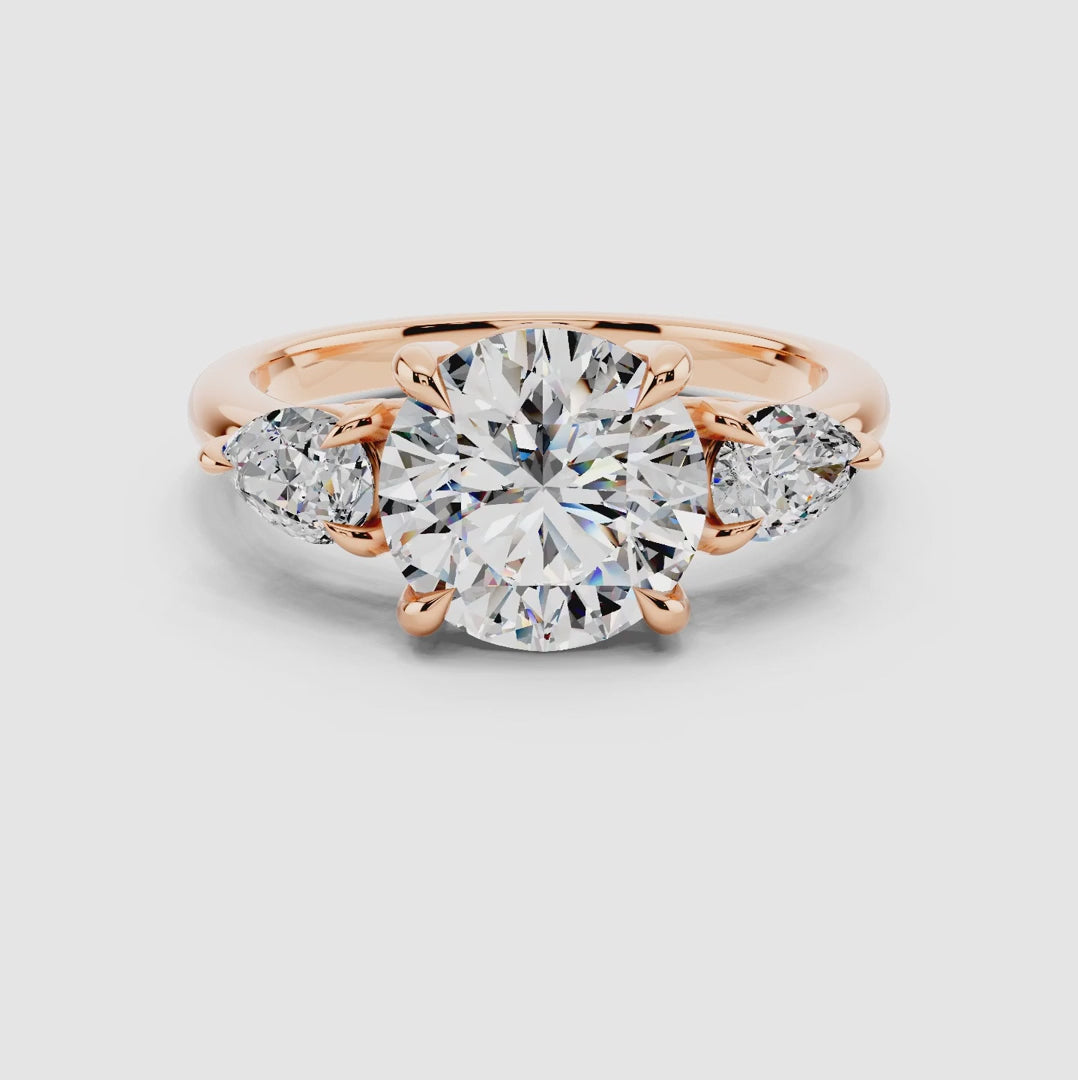 Oria Round Trinity Ring
