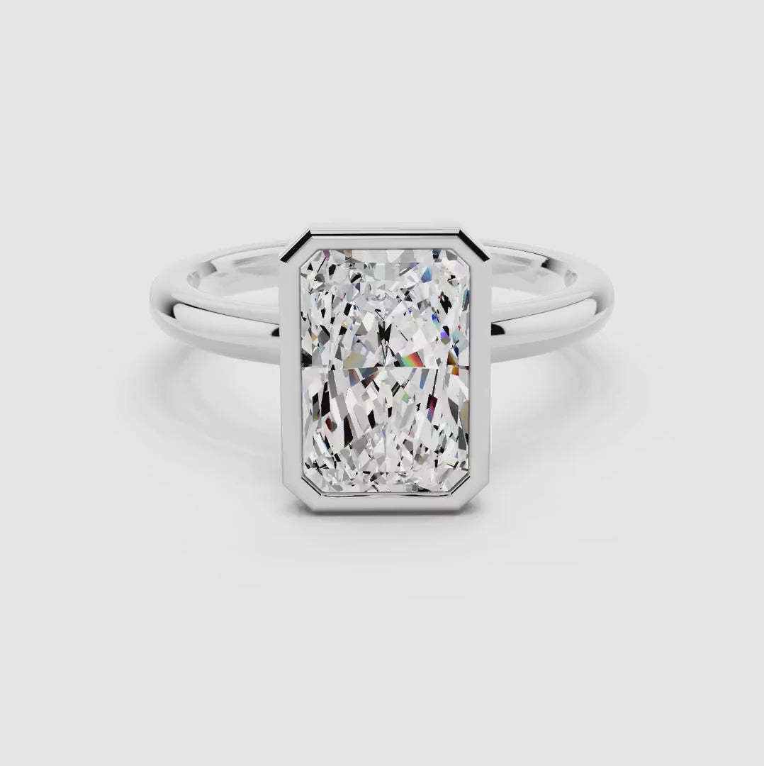 Veyra Radiant Frame Ring