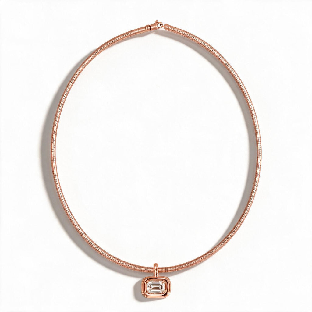 Veyra Emerald Frame Necklace